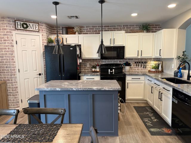 10962 W Manzanita Drive, Peoria, AZ 85345