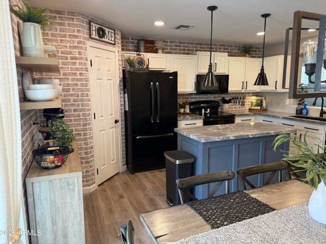 10962 W Manzanita Drive, Peoria, AZ 85345