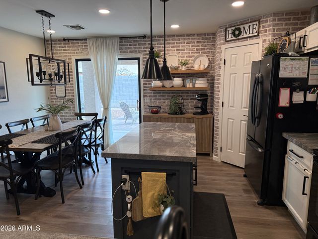 10962 W Manzanita Drive, Peoria, AZ 85345