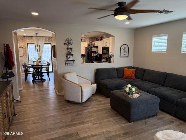 10962 W Manzanita Drive, Peoria, AZ 85345
