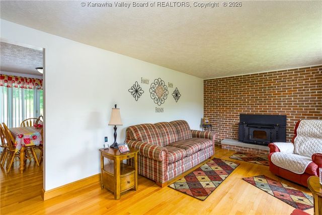 2316 Falcon Drive, Charleston, WV 25387