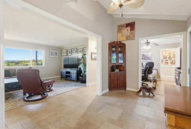 5012 Sleeping Indian Road, Fallbrook, CA 92028