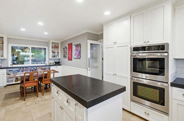 5012 Sleeping Indian Road, Fallbrook, CA 92028