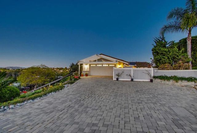 5012 Sleeping Indian Road, Fallbrook, CA 92028