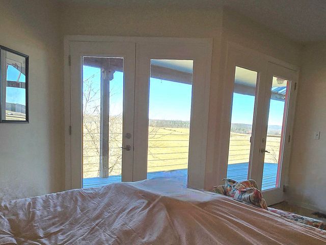 1028 Pin Oak Drive, Frankfort, KY 40601