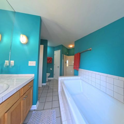 1028 Pin Oak Drive, Frankfort, KY 40601