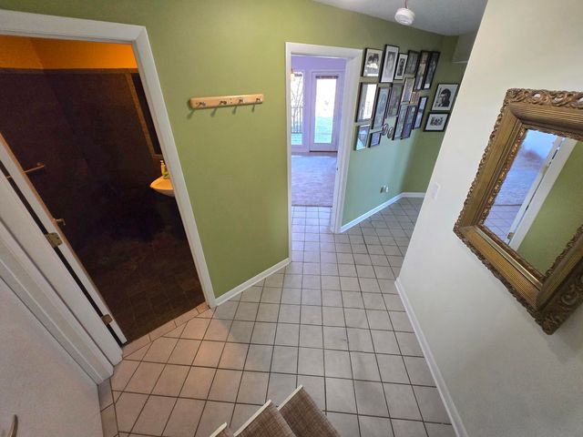 1028 Pin Oak Drive, Frankfort, KY 40601