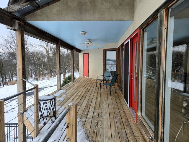 1028 Pin Oak Drive, Frankfort, KY 40601