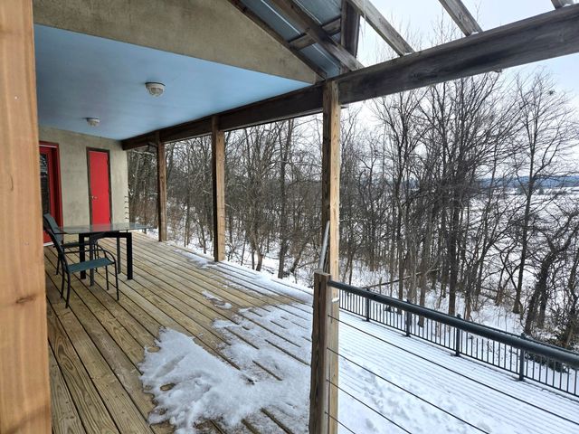 1028 Pin Oak Drive, Frankfort, KY 40601