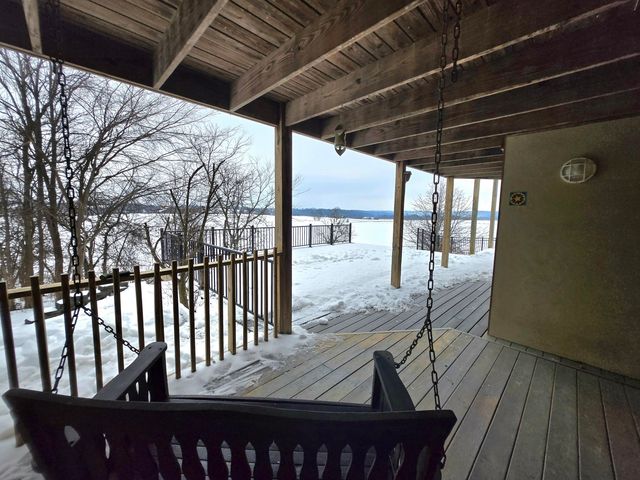 1028 Pin Oak Drive, Frankfort, KY 40601