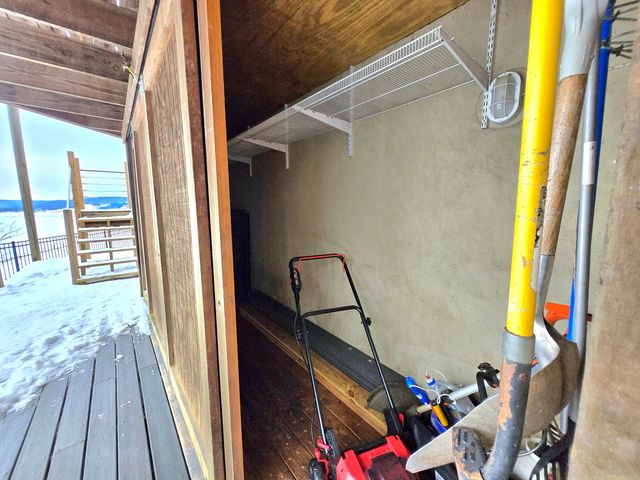 1028 Pin Oak Drive, Frankfort, KY 40601