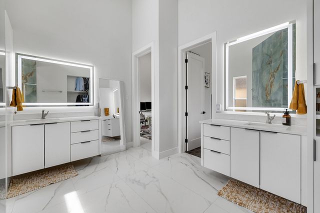 313 Ryker Lane, Gunter, TX 75058