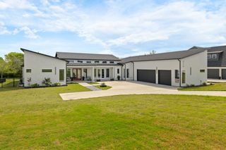 313 Ryker Lane, Gunter, TX 75058