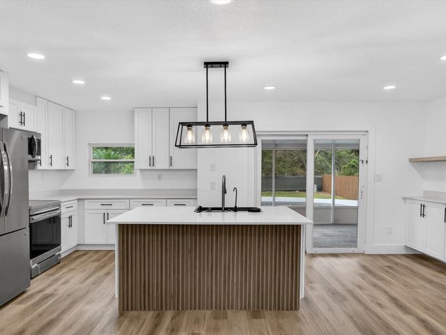 308 S SHADOW BAY DRIVE, Orlando, FL 32825