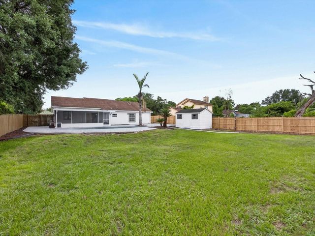 308 S SHADOW BAY DRIVE, Orlando, FL 32825