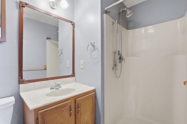 45 Christopher Dr 106, Methuen, MA 01844