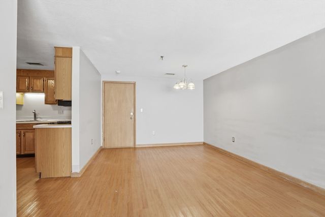 45 Christopher Dr 106, Methuen, MA 01844