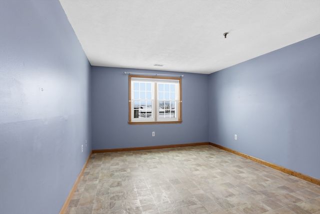 45 Christopher Dr 106, Methuen, MA 01844