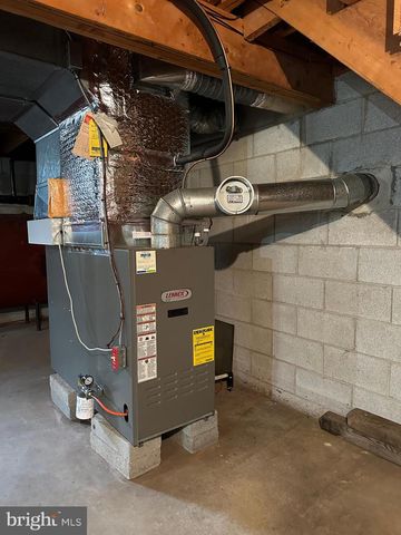 2004 EVERGREEN DR, Perkasie, PA 18944