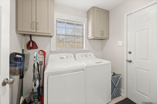 8110 Main St, Zachary, LA 70791