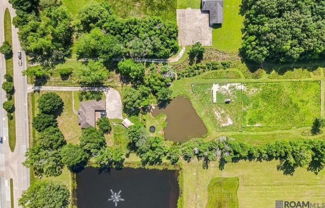 8110 Main St, Zachary, LA 70791