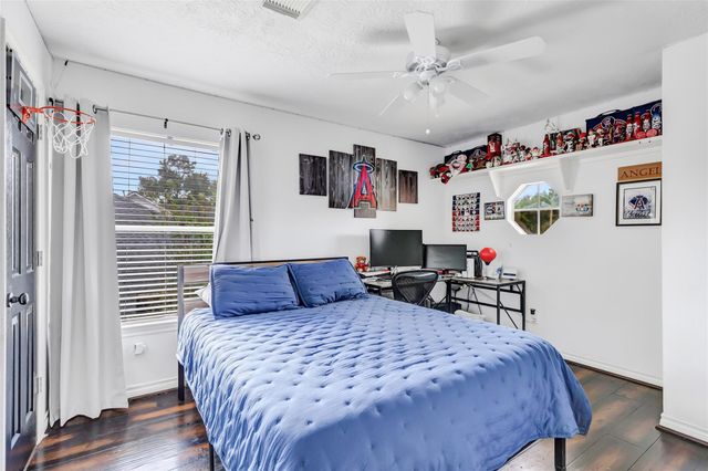 15610 Garden Bend Circle, Cypress, TX 77433