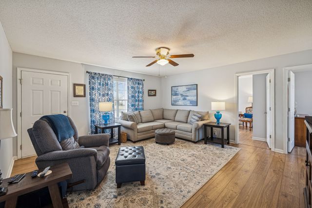 206 Central Ave, Chapel Hill, TN 37034