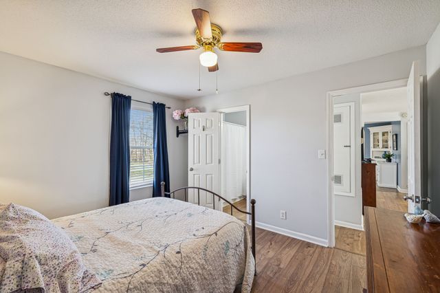 206 Central Ave, Chapel Hill, TN 37034