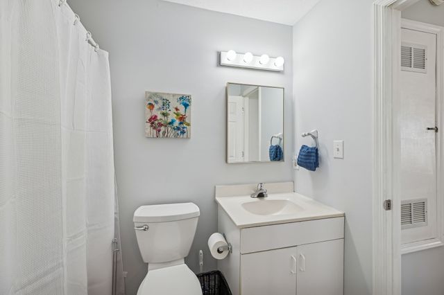 206 Central Ave, Chapel Hill, TN 37034