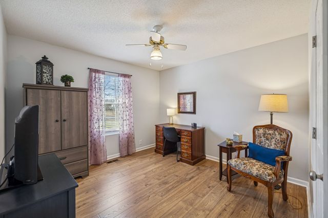 206 Central Ave, Chapel Hill, TN 37034