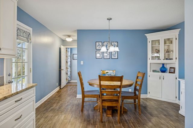 206 Central Ave, Chapel Hill, TN 37034