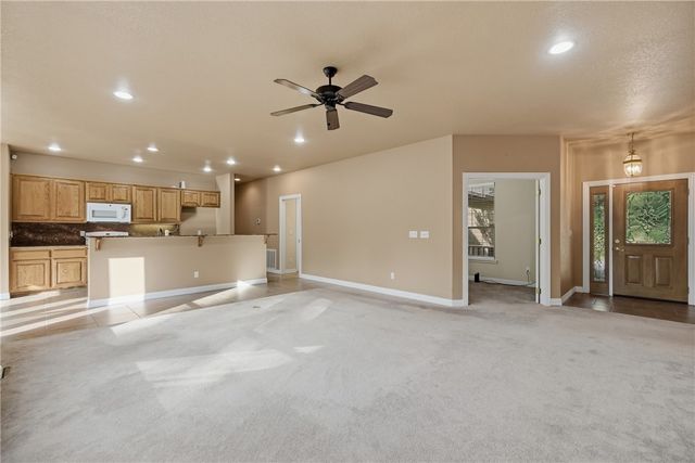 6 Grimsay Drive, Bella Vista, AR 72715