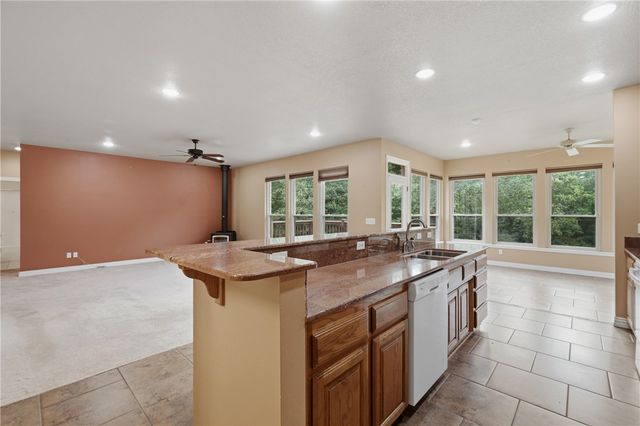 6 Grimsay Drive, Bella Vista, AR 72715