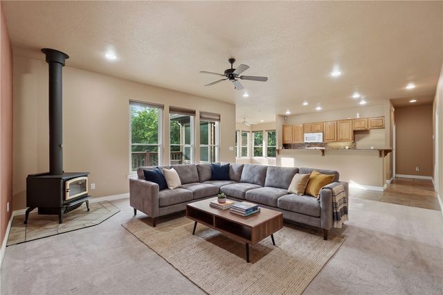 6 Grimsay Drive, Bella Vista, AR 72715