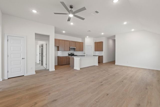 104 Malibu, Hutto, TX 78634