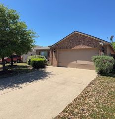 1424 Cottonwood Trail, Anna, TX 75409