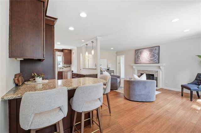 7420 CHEROKEE Drive, Prairie Village, KS 66208