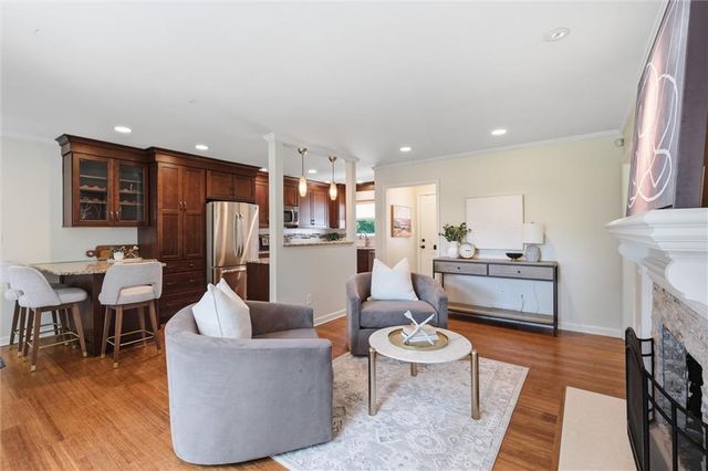 7420 CHEROKEE Drive, Prairie Village, KS 66208