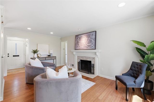 7420 CHEROKEE Drive, Prairie Village, KS 66208