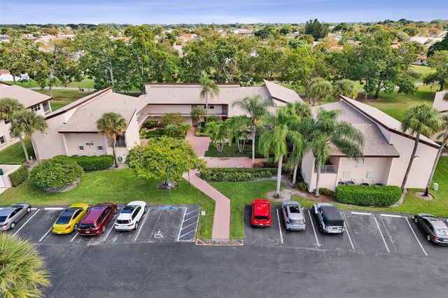 8740 Azalea Ct 102, Tamarac, FL 33321