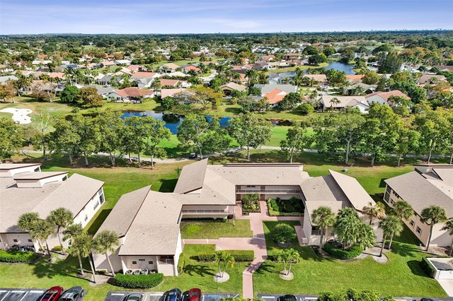 8740 Azalea Ct 102, Tamarac, FL 33321