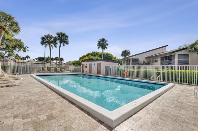 8740 Azalea Ct 102, Tamarac, FL 33321