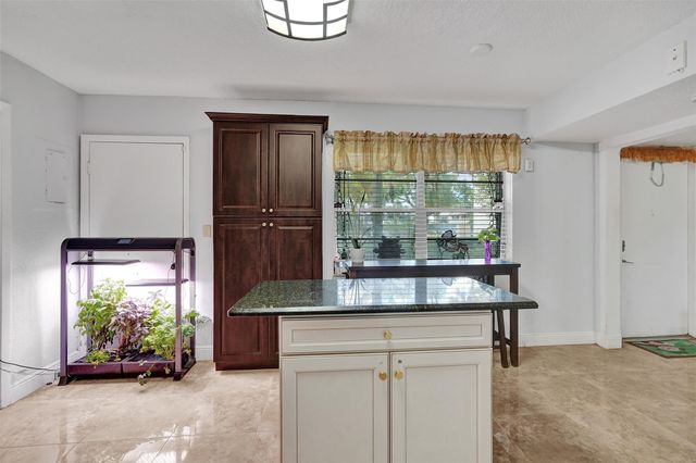 8740 Azalea Ct 102, Tamarac, FL 33321