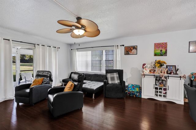 8740 Azalea Ct 102, Tamarac, FL 33321