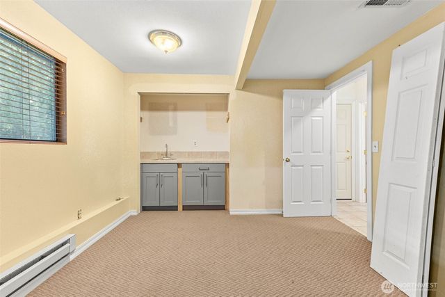 16531 NE 98th Court, Redmond, WA 98052