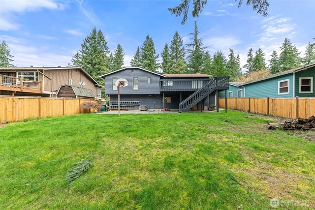 16531 NE 98th Court, Redmond, WA 98052