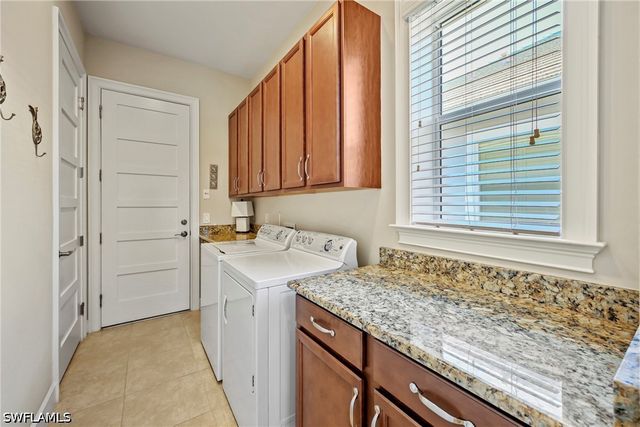 4971 Andros DR, Naples, FL 34113