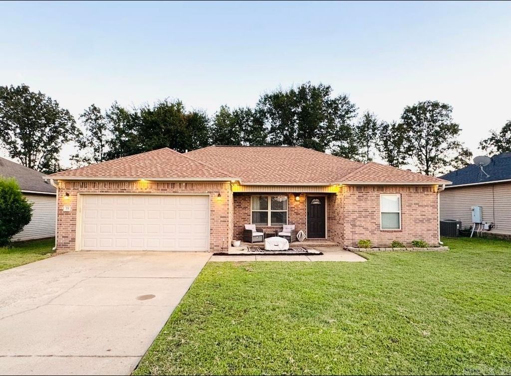 35 Green Apple Road, Ward, AR 72176