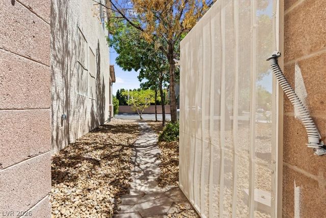 4916 NAFF RIDGE Drive 0, Las Vegas, NV 89131