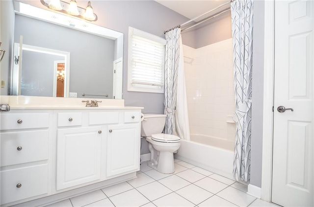 1570 Woodberry Run Drive, Snellville, GA 30078